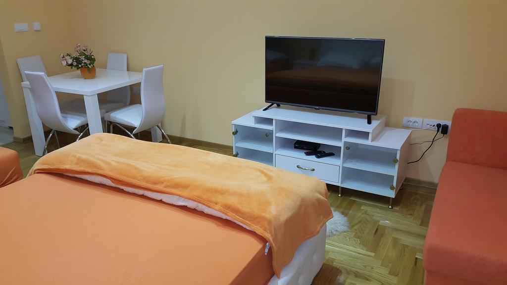 Akva Gold Aparthotel Arandjelovac Bilik gambar